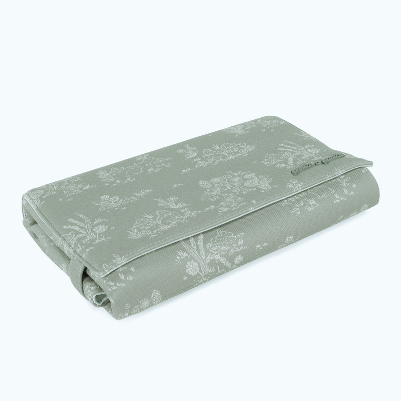 Muda fraldas Toile de Jouy Forest da Pasito a Pasito 3