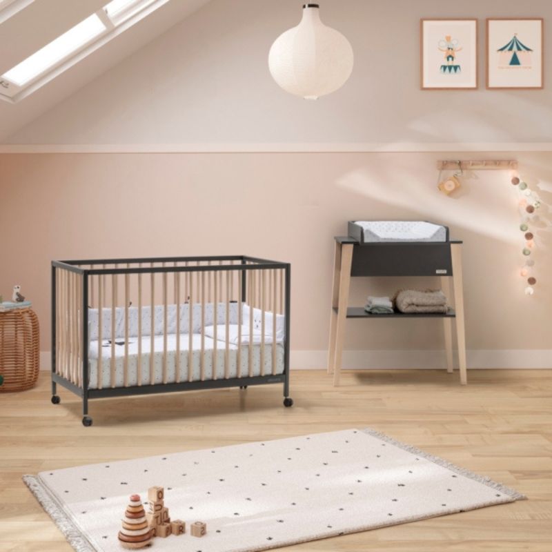 Cama de grades Mountain antracite cera natural da Micuna