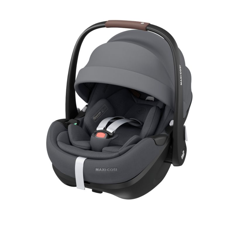 Carrinho Fame Pebble 360º Pro 2 Twillic Graphite e familyfix 360 Pro da Maxi Cosi 2