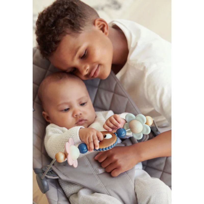 Arco de atividades para espreguiçadeira da Babybjorn 4