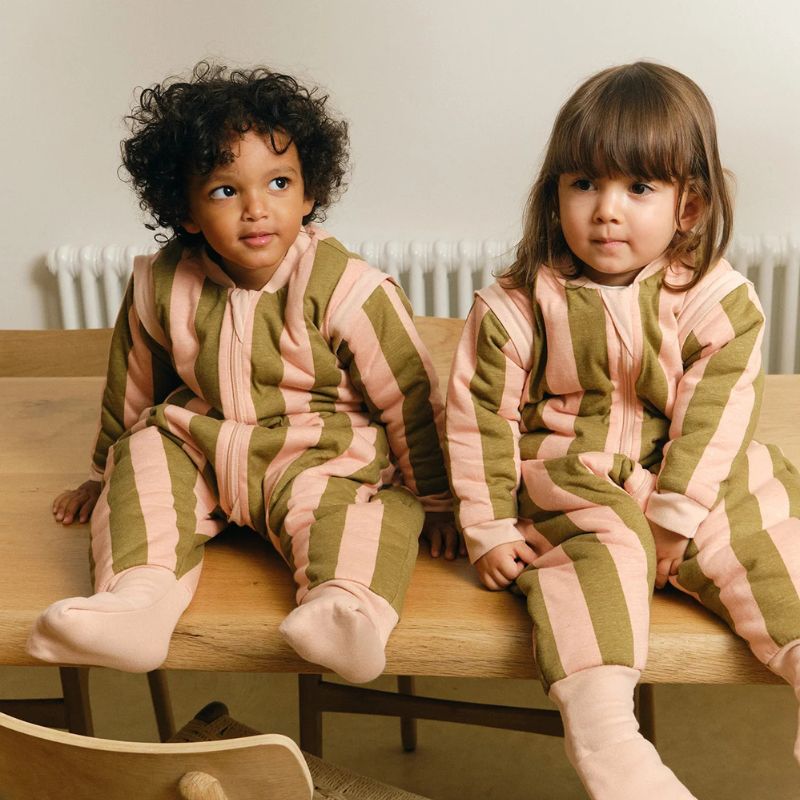 Saco de dormir com mangas e meias Khaki & Rose Stripes tog 2.5 da Molis&Co 6 Saco de dormir com mangas e meias Khaki & Rose Stripes tog 2.5 da Molis&Co 6