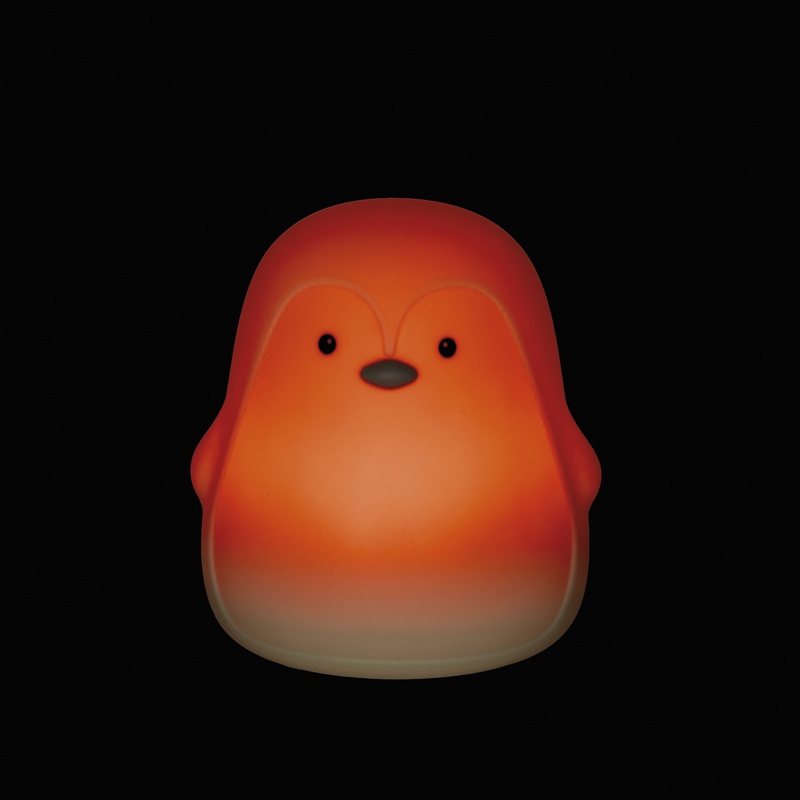 Luz de Presença em Silicone Pinguim Branco da Walking Mum 3