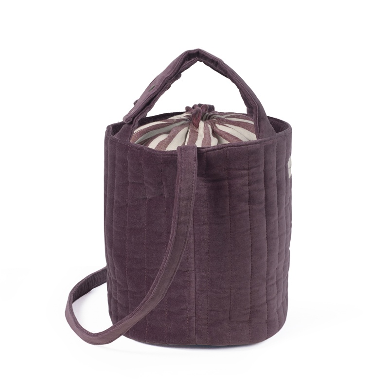 Bolsa Bucket Cherry Velvet Bordeaux da Pasito a Pasito 3 Bolsa Bucket Cherry Velvet Bordeaux da Pasito a Pasito 3