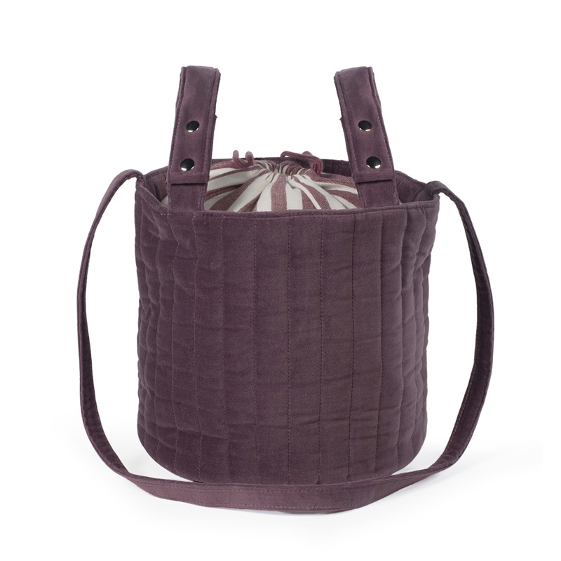 Bolsa Bucket Cherry Velvet Bordeaux da Pasito a Pasito 4 Bolsa Bucket Cherry Velvet Bordeaux da Pasito a Pasito 4