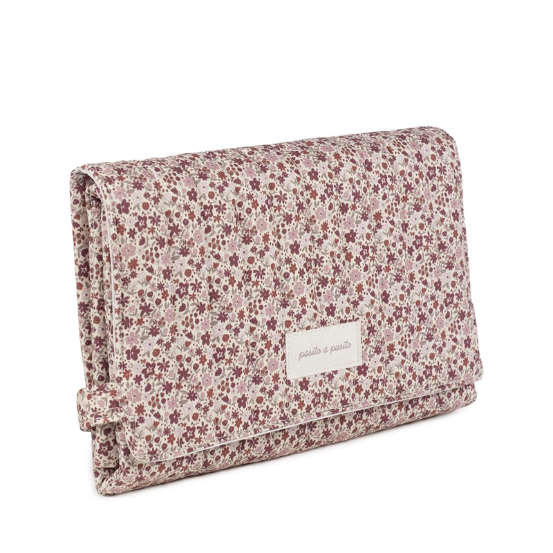 Muda Fraldas Cherry Flores Bordeaux da Pasito a Pasito 2 Muda Fraldas Cherry Flores Bordeaux da Pasito a Pasito 2