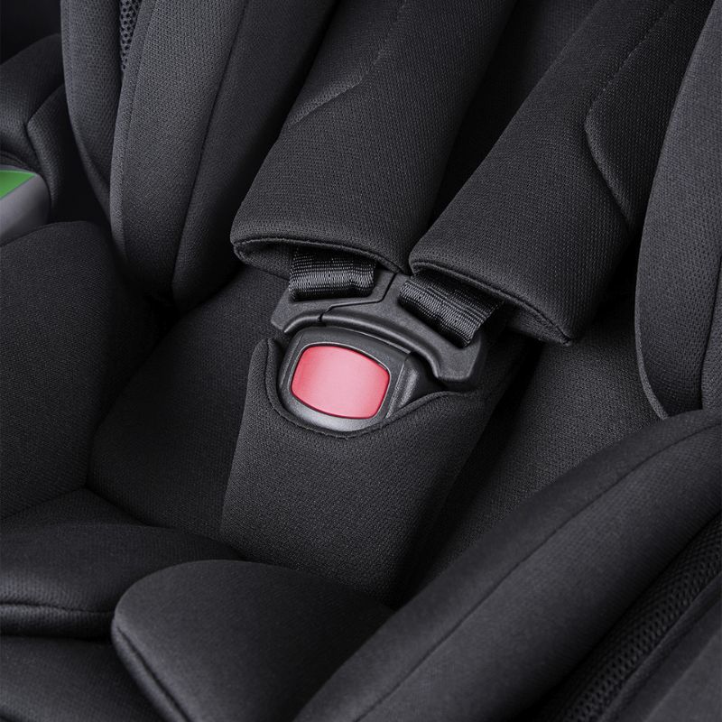 Cadeira Auto i-Size i-Class Noir da Kikka Book 8 Cadeira Auto i-Size i-Class Noir da Kikka Book 8