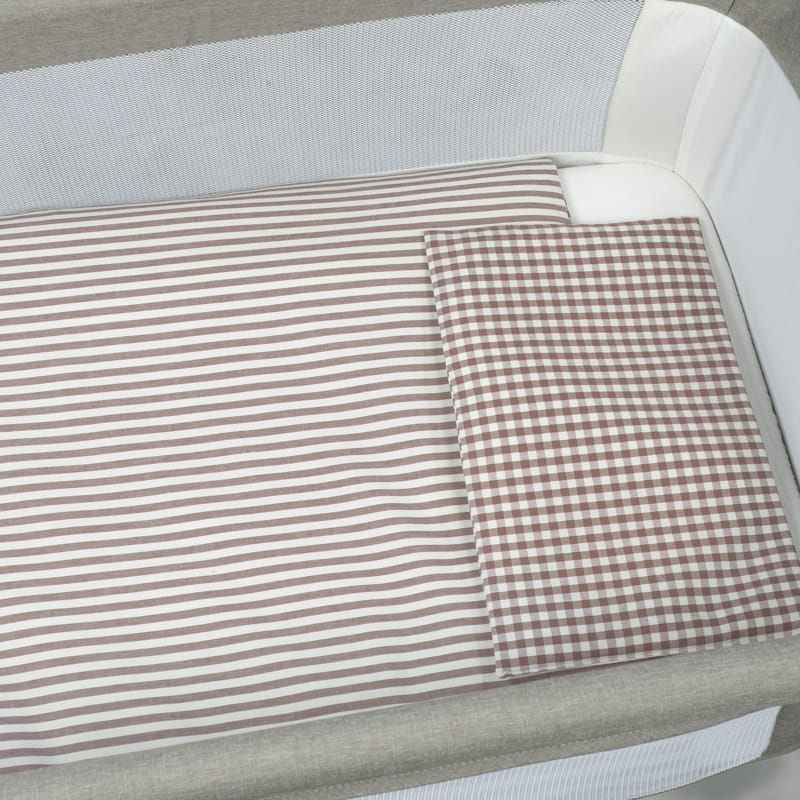 Conjunto edredão, lençol e almofada Praliné Moka da Walking Mum 5 Conjunto edredão, lençol e almofada Praliné Moka da Walking Mum 5