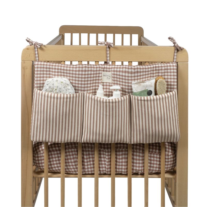Organizador de cama Praliné Vichy/ Strips Moka da Walking Mum 3 Organizador de cama Praliné Vichy/ Strips Moka da Walking Mum 3