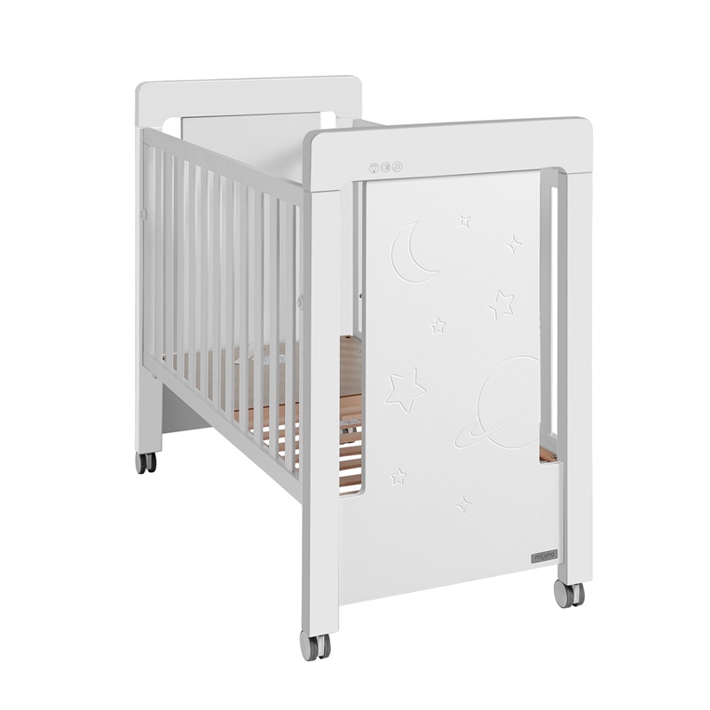 Cama para bebé Magic Mum branca com leds da Micuna